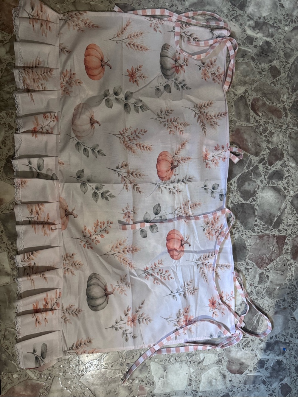 Oven kitchen skirt